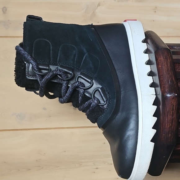 SOREL Joan of Arctic Next Lite Waterproof Wedge Snow Boot (Women) - Size 7 - Picture 2 of 12